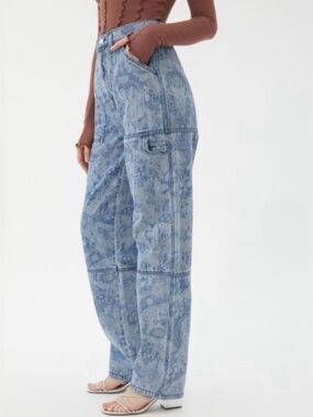 Urban Outfitters BDG Blue Washed Paisley  Floral Denim Baggy Jeans High Rise 28